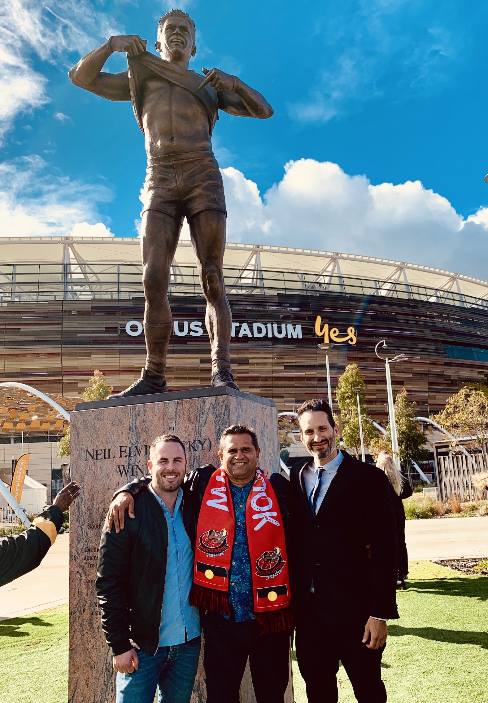 Historic Nicky Winmar sculpture unveiled at Optus Stadium via Alex Wadelton + Aaron Tyler