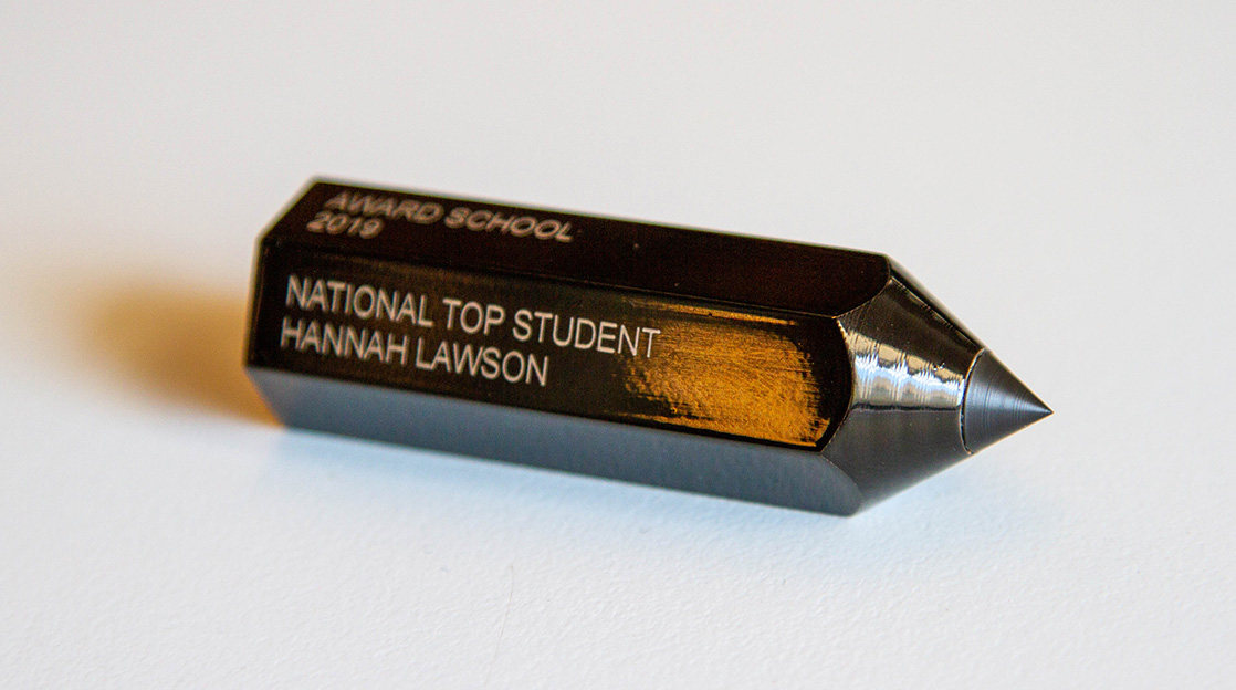Victoria’s Hannah Lawson crowned 2019 AWARD School National Top Student ~ wins trip to Vegas