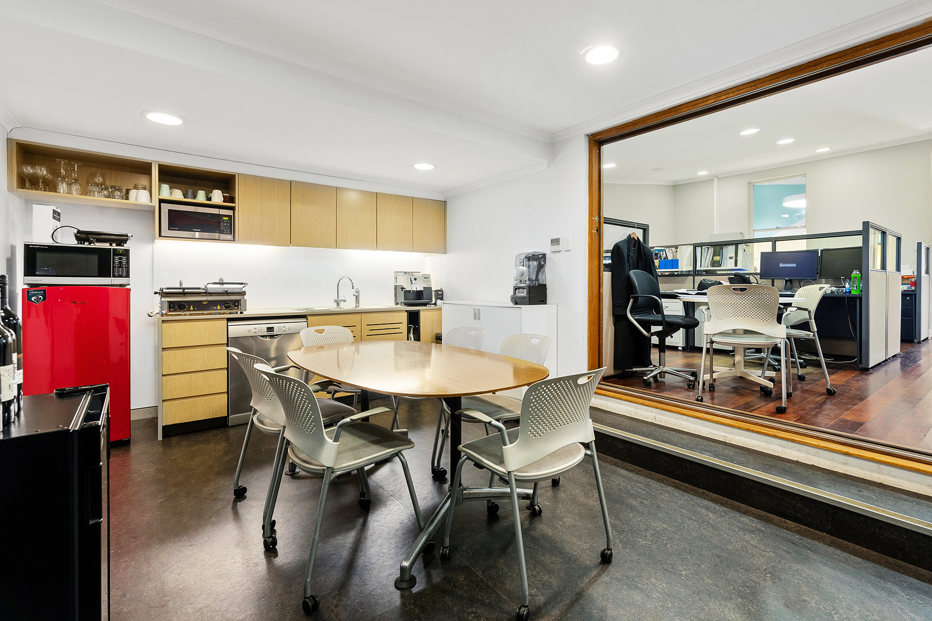 Crush offers shared workspace in Northbridge