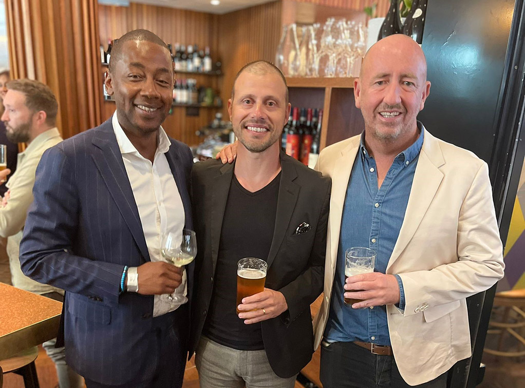 Industry gathers for screening of 2021 Media i Awards, hosted by Nine