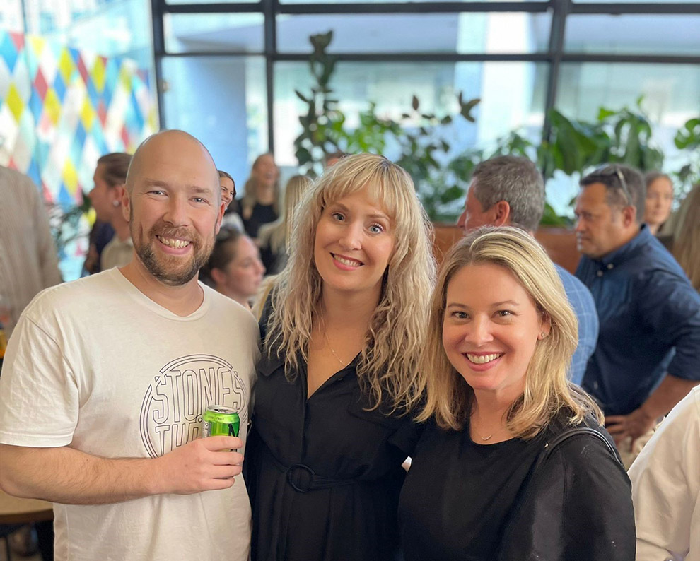 Industry gathers for screening of 2021 Media i Awards, hosted by Nine