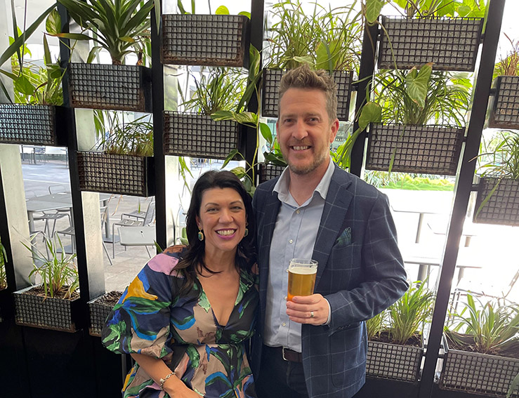 Industry gathers for screening of 2021 Media i Awards, hosted by Nine