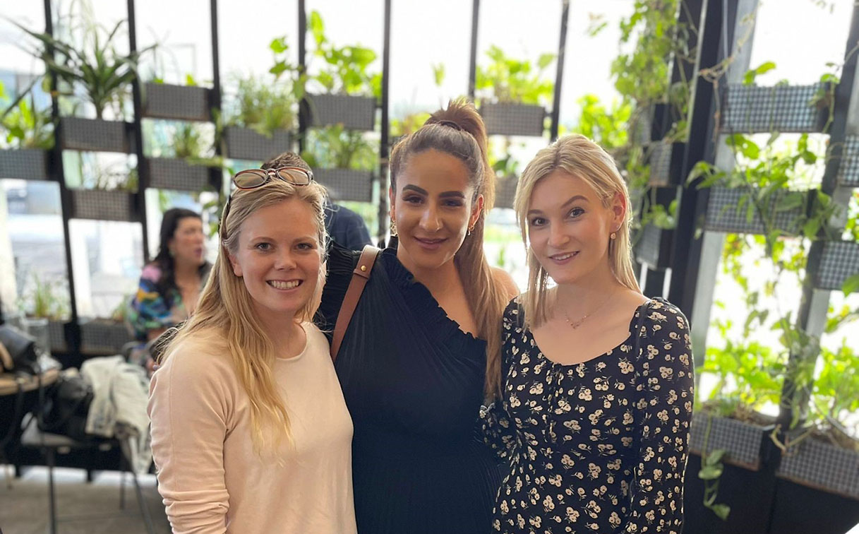 Industry gathers for screening of 2021 Media i Awards, hosted by Nine