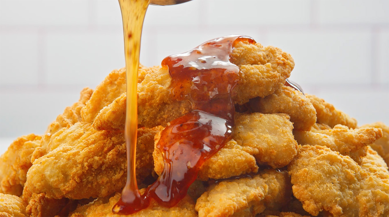 Chicken Treat and &Partners sneak up on chicken lovers to promote new Stingin’ Maple range
