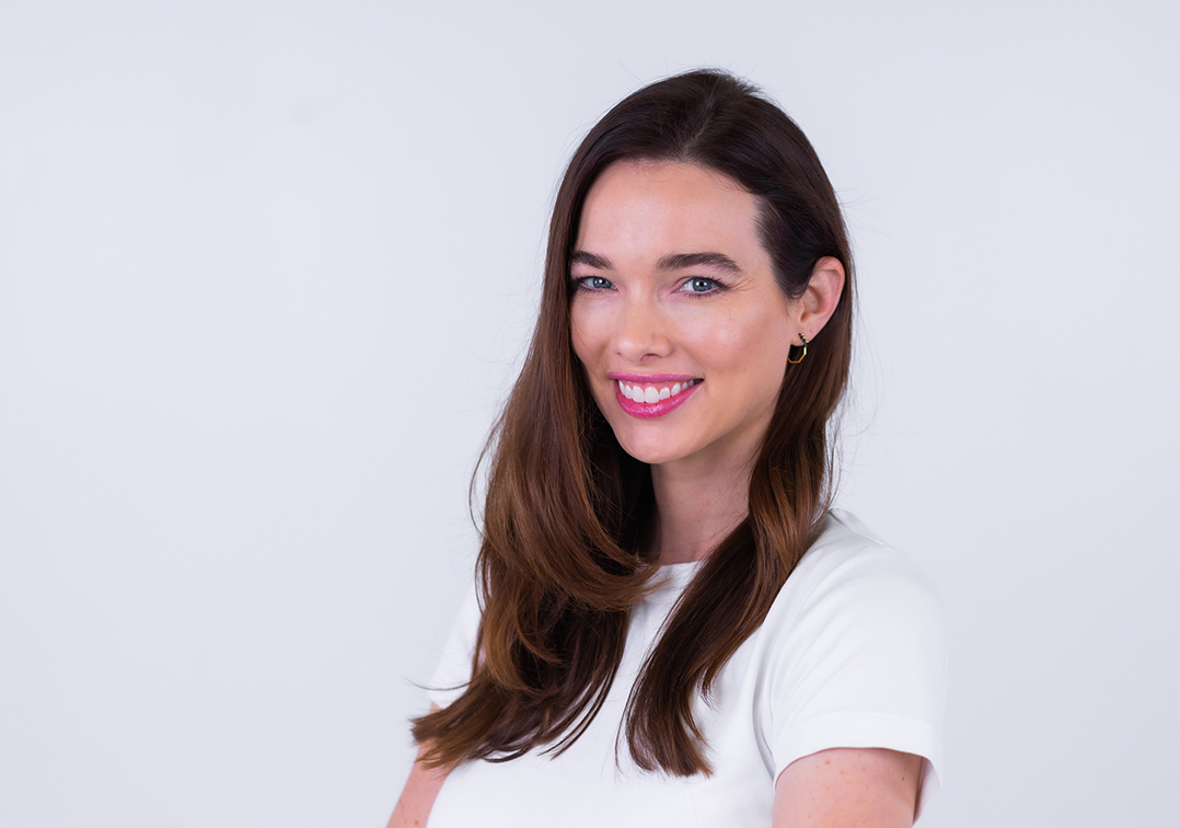 Simone Kerr joins the Stable