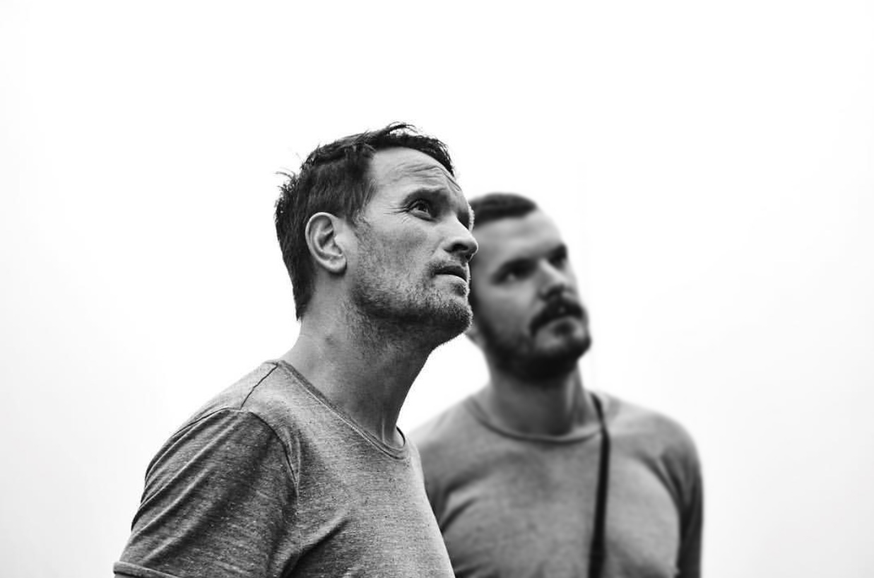 Award-winning director Mark Molloy joins Adam Ferrier + Brent Smart on new ep of Black T-Shirts