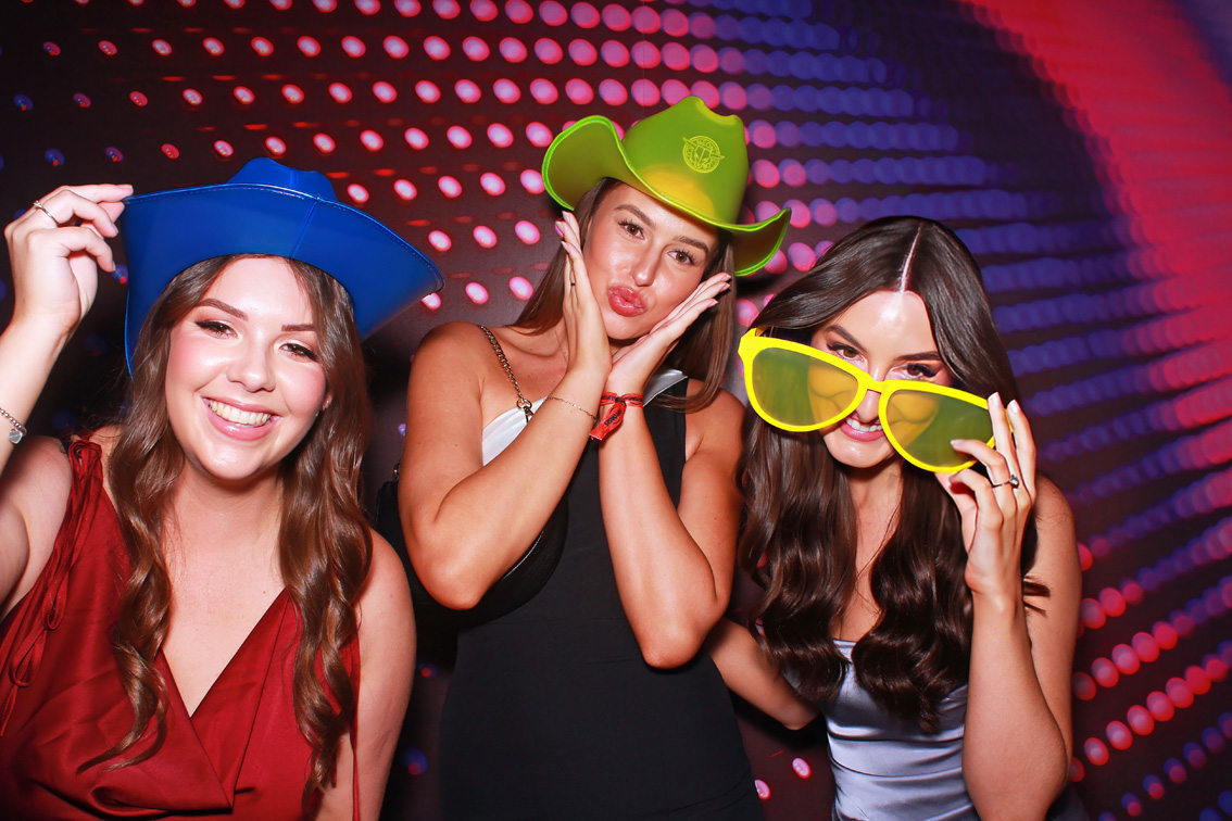 Check out the pics from Air Oasis
