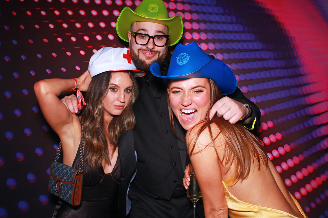Check out the pics from Air Oasis
