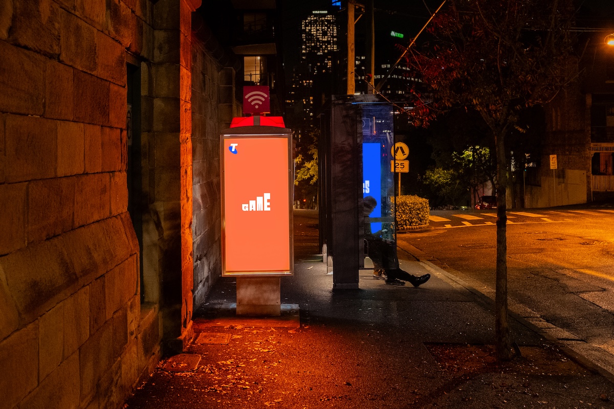 Telstra launches new OOH campaign ‘Four Bars’ to reinforce their superior strength