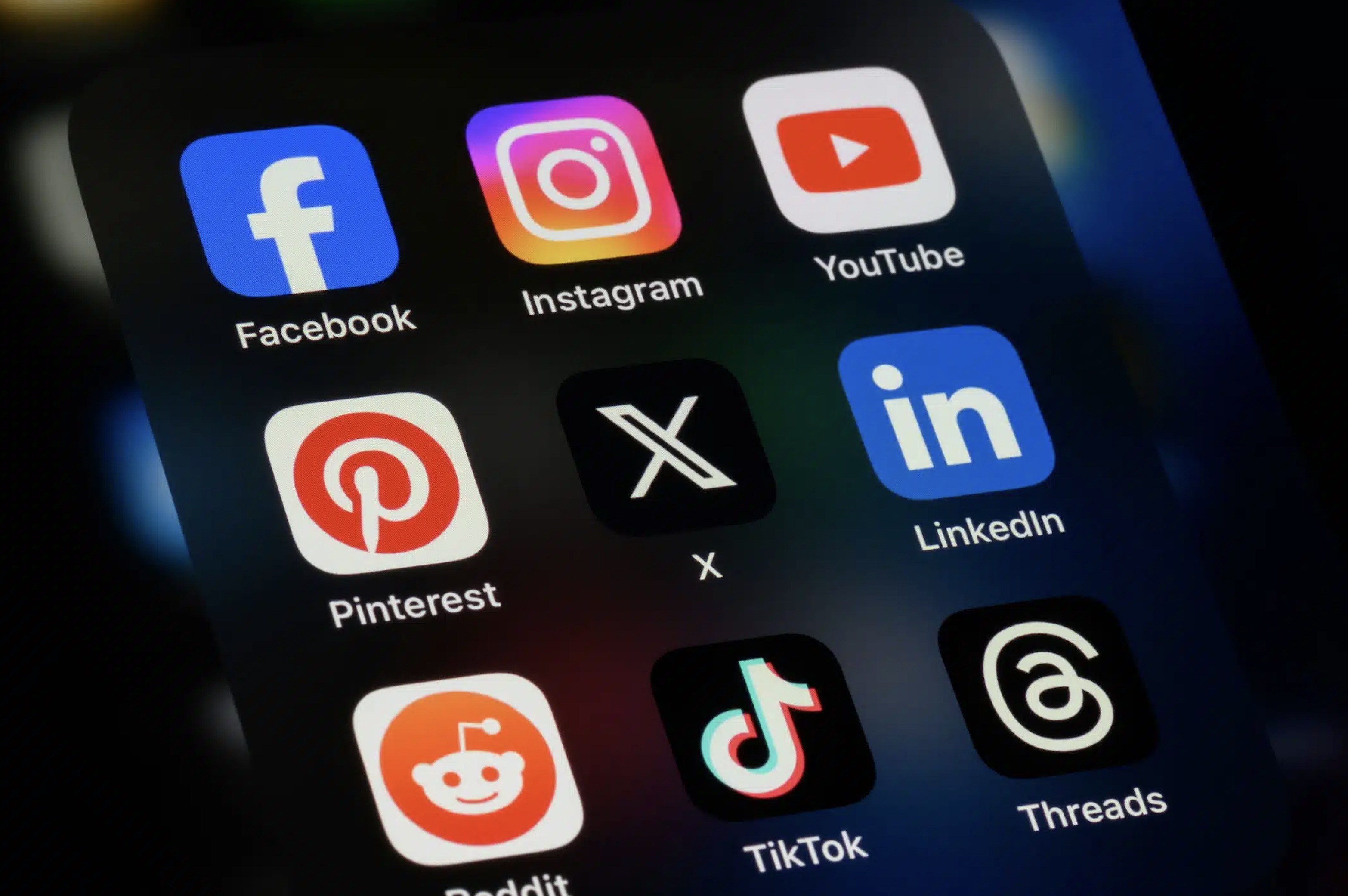 YouTube, Facebook and WhatsApp named world’s most popular social media platforms by Viralyft