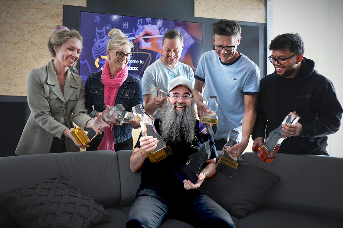 thebox makes history becoming the only southern hemisphere agency to win the top creative award for the second time at the International Summit Creative Awards
