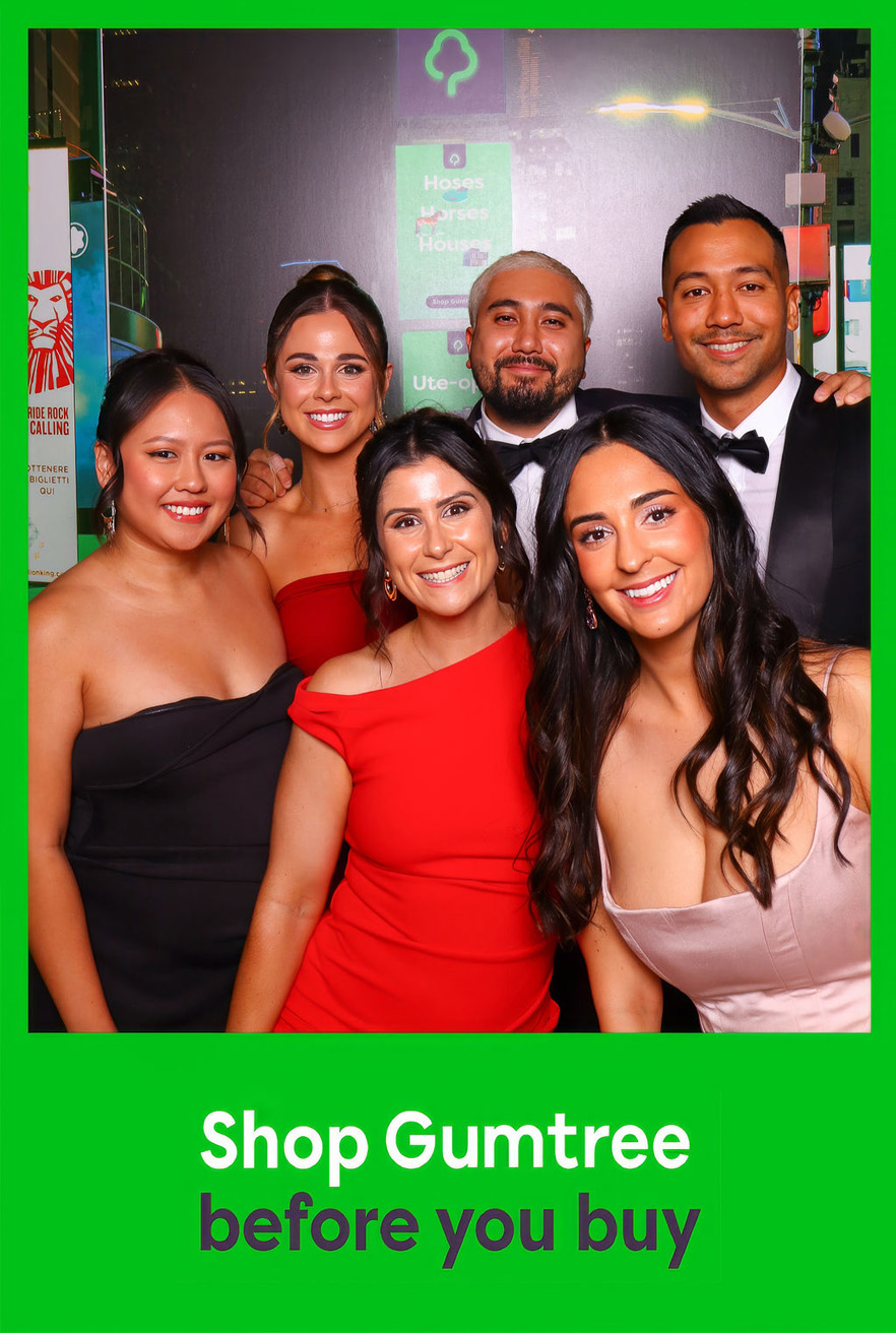 Good Times: Inside the Gumtree Photo Booth at the Oasis Ball On Broadway