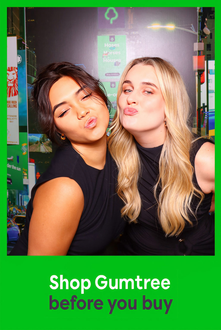 Good Times: Inside the Gumtree Photo Booth at the Oasis Ball On Broadway