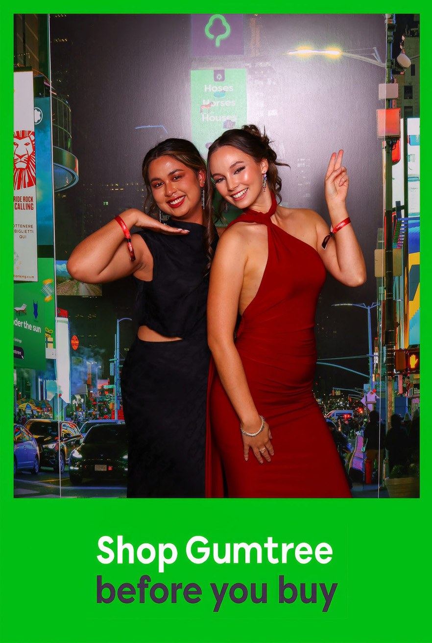 Good Times: Inside the Gumtree Photo Booth at the Oasis Ball On Broadway