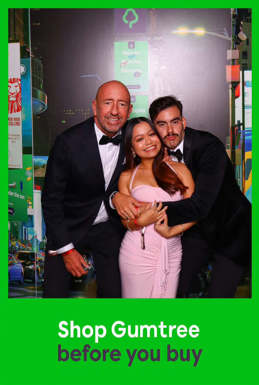 Good Times: Inside the Gumtree Photo Booth at the Oasis Ball On Broadway