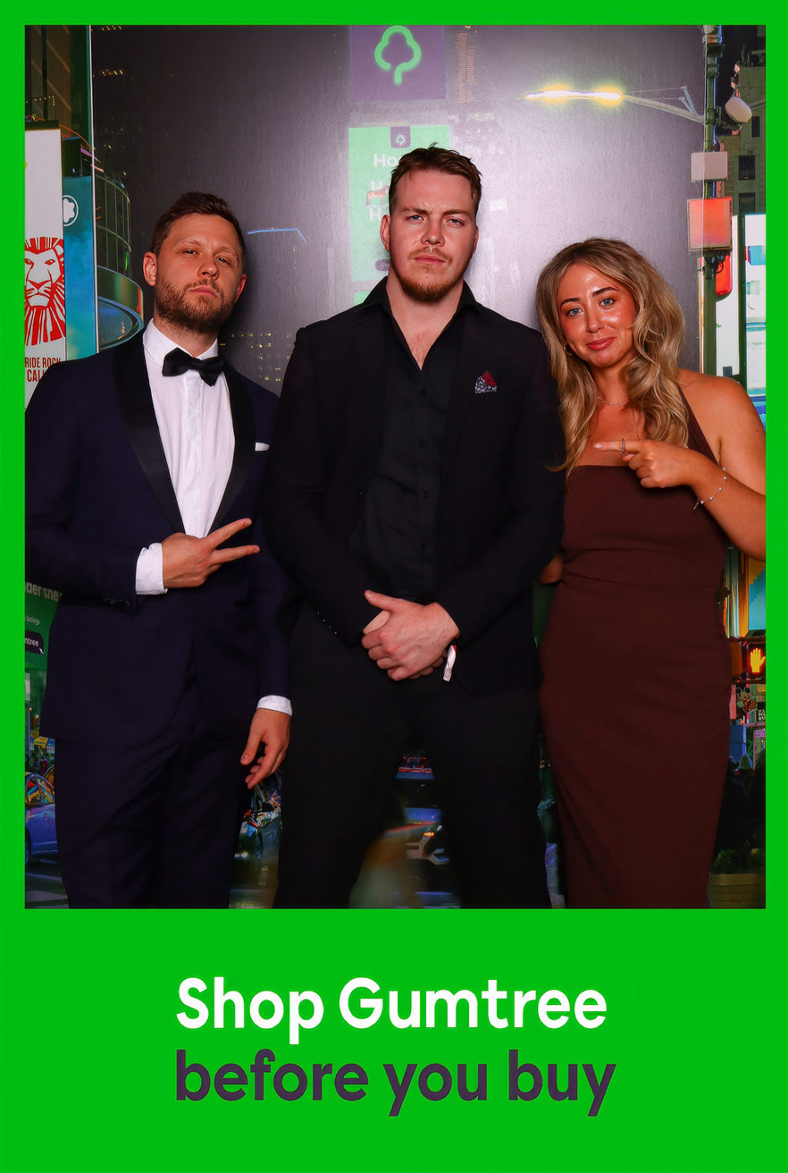 Good Times: Inside the Gumtree Photo Booth at the Oasis Ball On Broadway