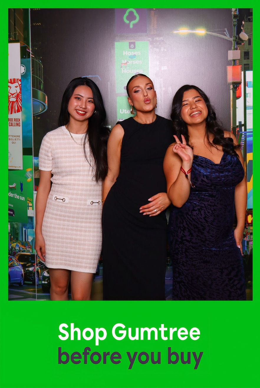 Good Times: Inside the Gumtree Photo Booth at the Oasis Ball On Broadway