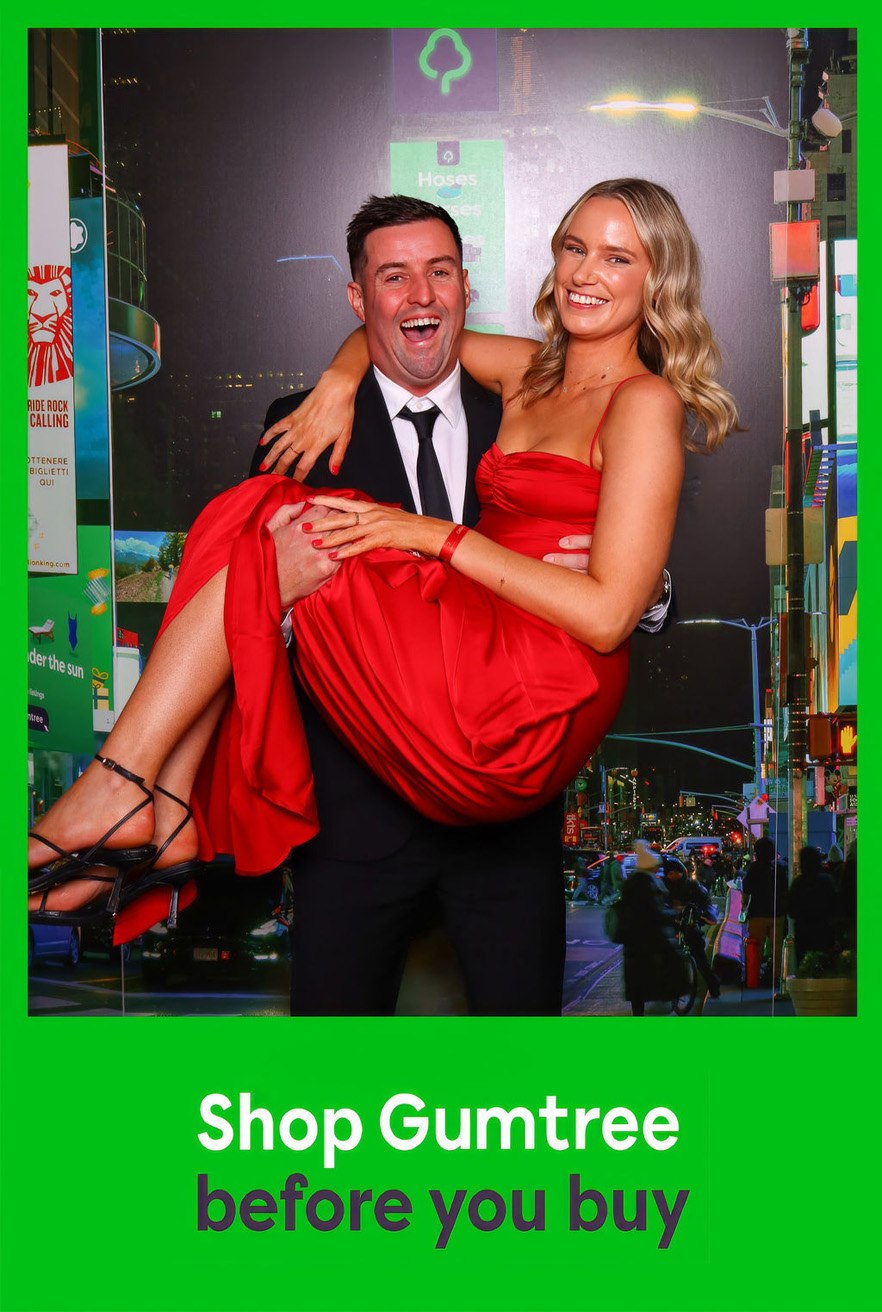 Good Times: Inside the Gumtree Photo Booth at the Oasis Ball On Broadway