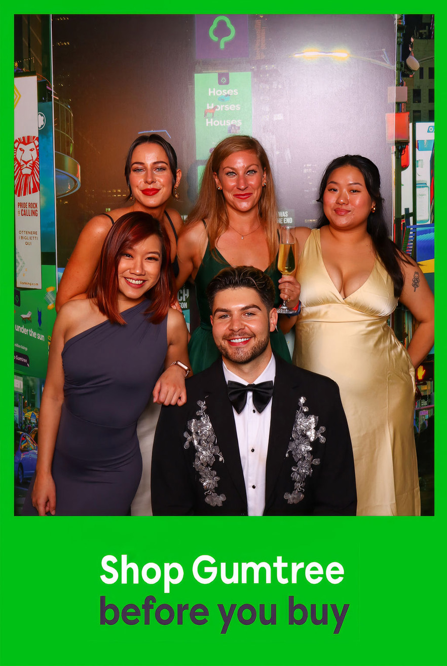 Good Times: Inside the Gumtree Photo Booth at the Oasis Ball On Broadway