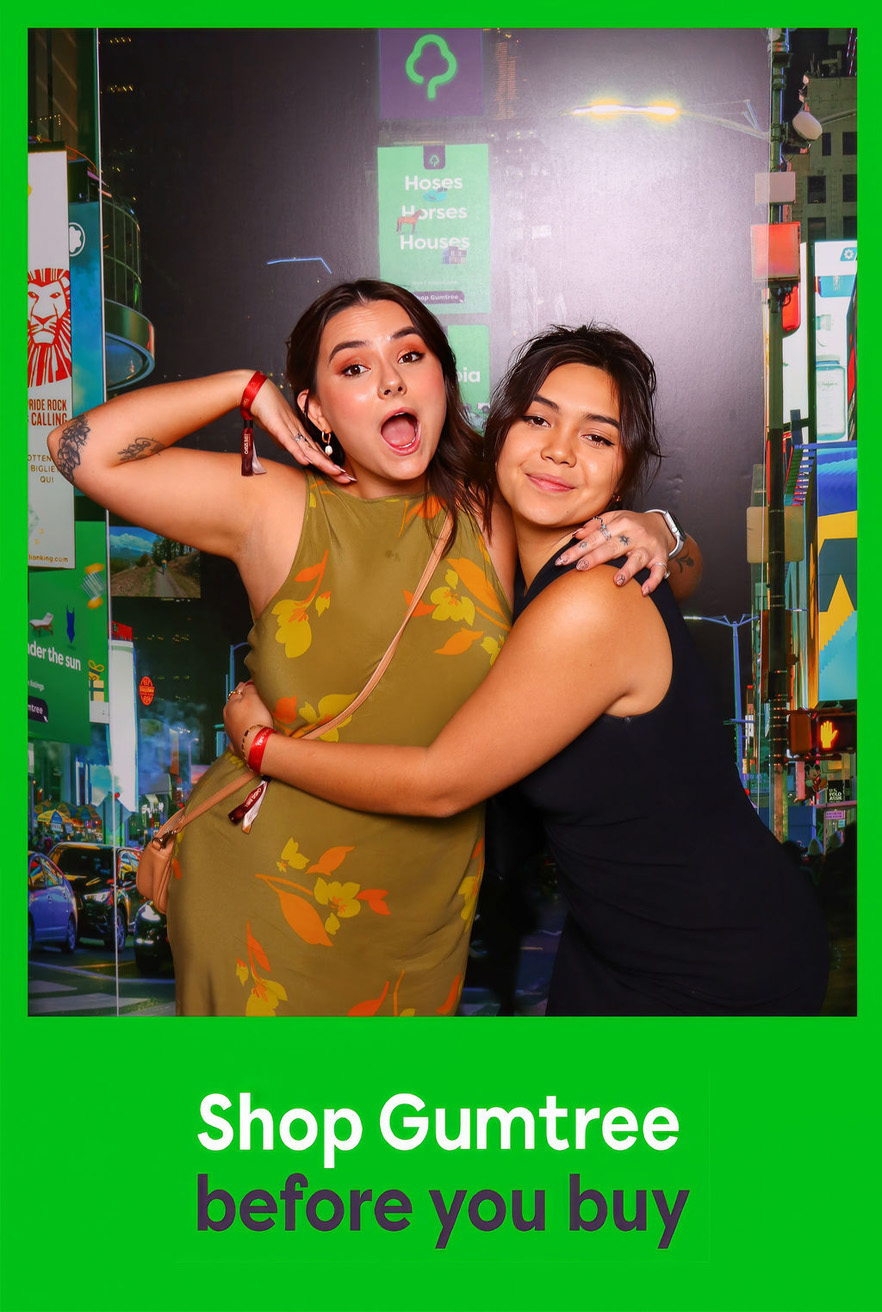 Good Times: Inside the Gumtree Photo Booth at the Oasis Ball On Broadway