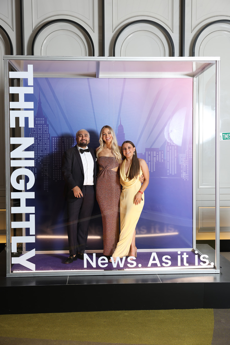Good Times at the Oasis Ball: On Broadway – Step into The Nightly Photobox