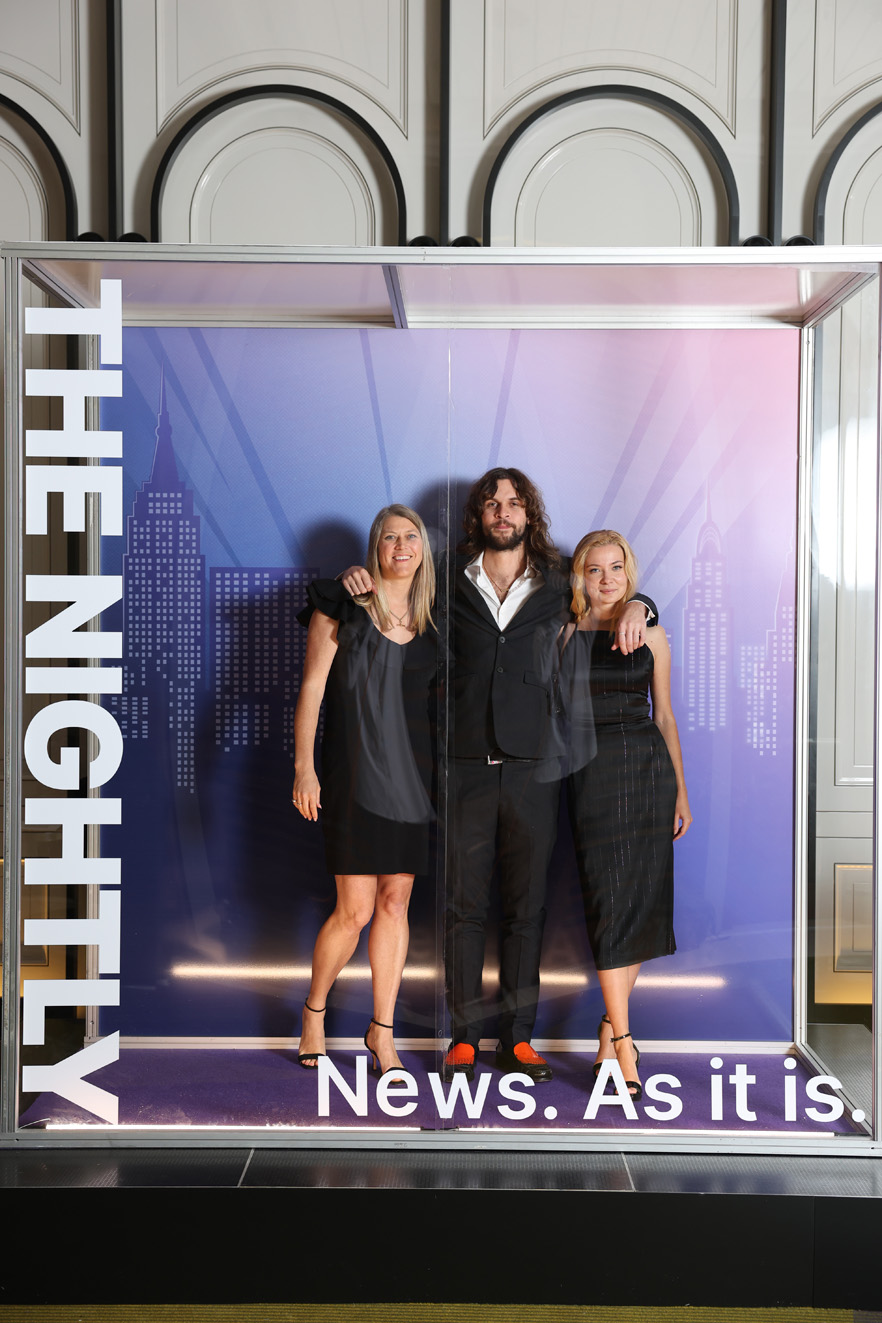 Good Times at the Oasis Ball: On Broadway – Step into The Nightly Photobox