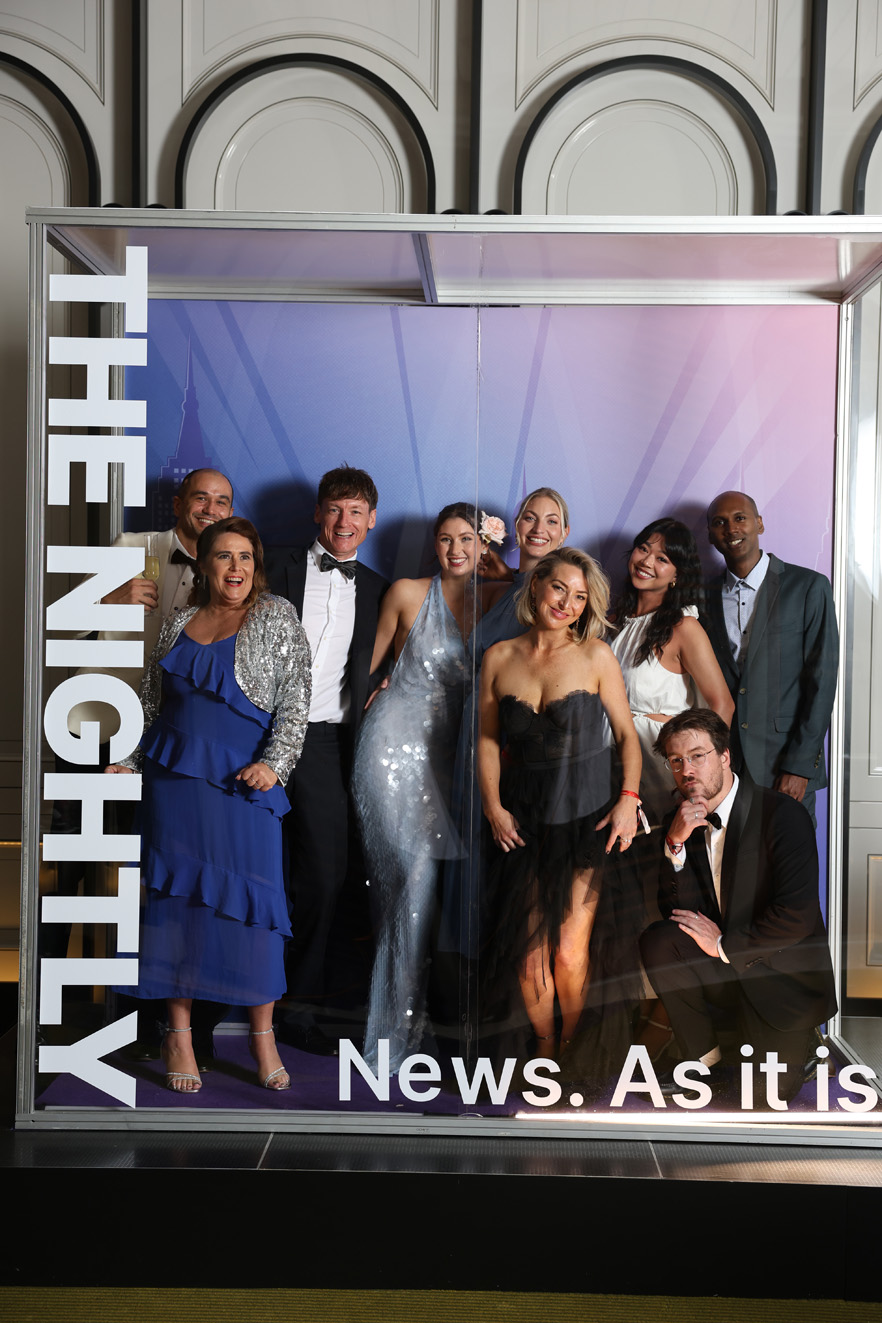 Good Times at the Oasis Ball: On Broadway – Step into The Nightly Photobox