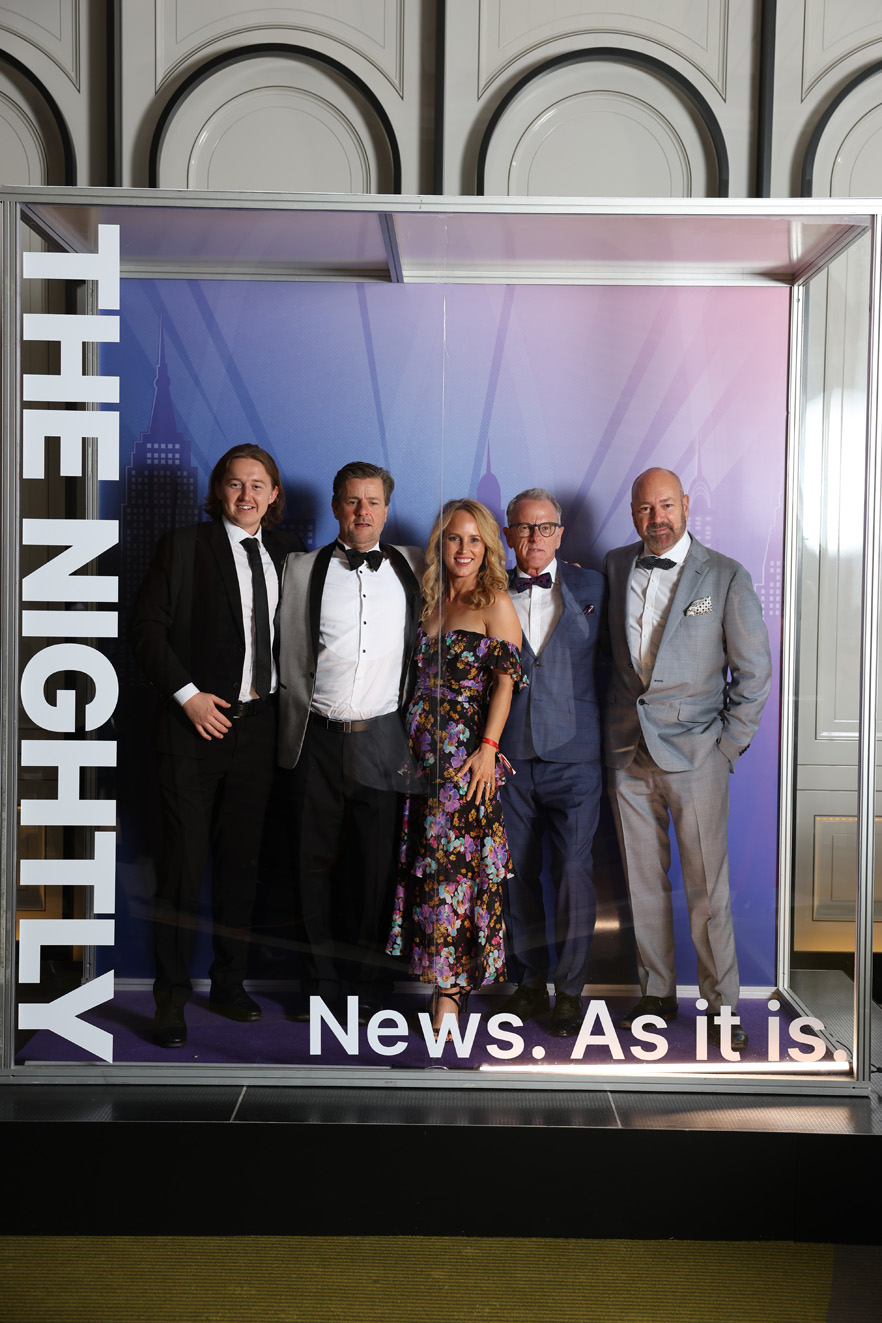 Good Times at the Oasis Ball: On Broadway – Step into The Nightly Photobox