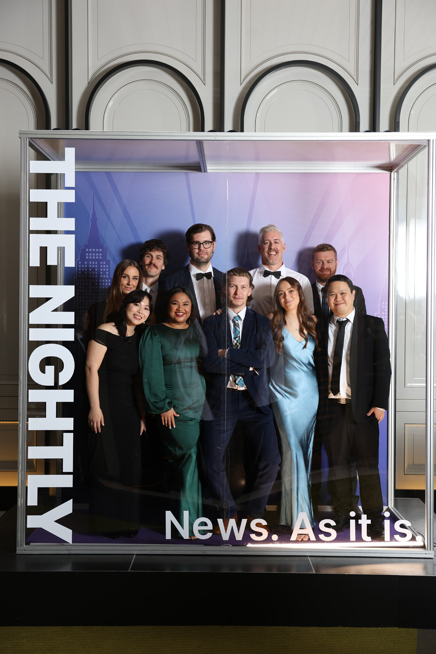 Good Times at the Oasis Ball: On Broadway – Step into The Nightly Photobox