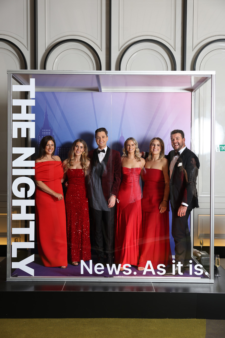 Good Times at the Oasis Ball: On Broadway – Step into The Nightly Photobox