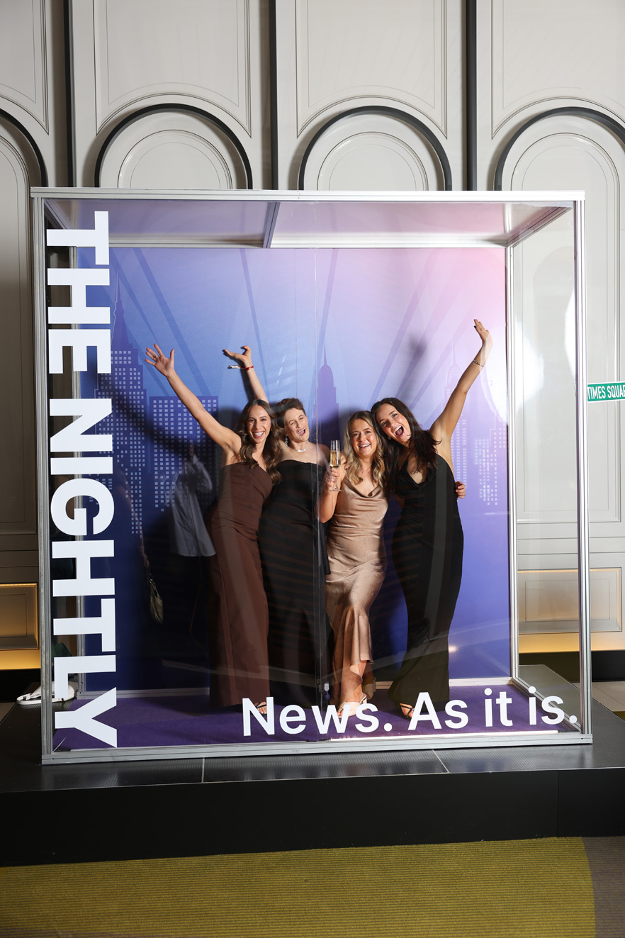 Good Times at the Oasis Ball: On Broadway – Step into The Nightly Photobox