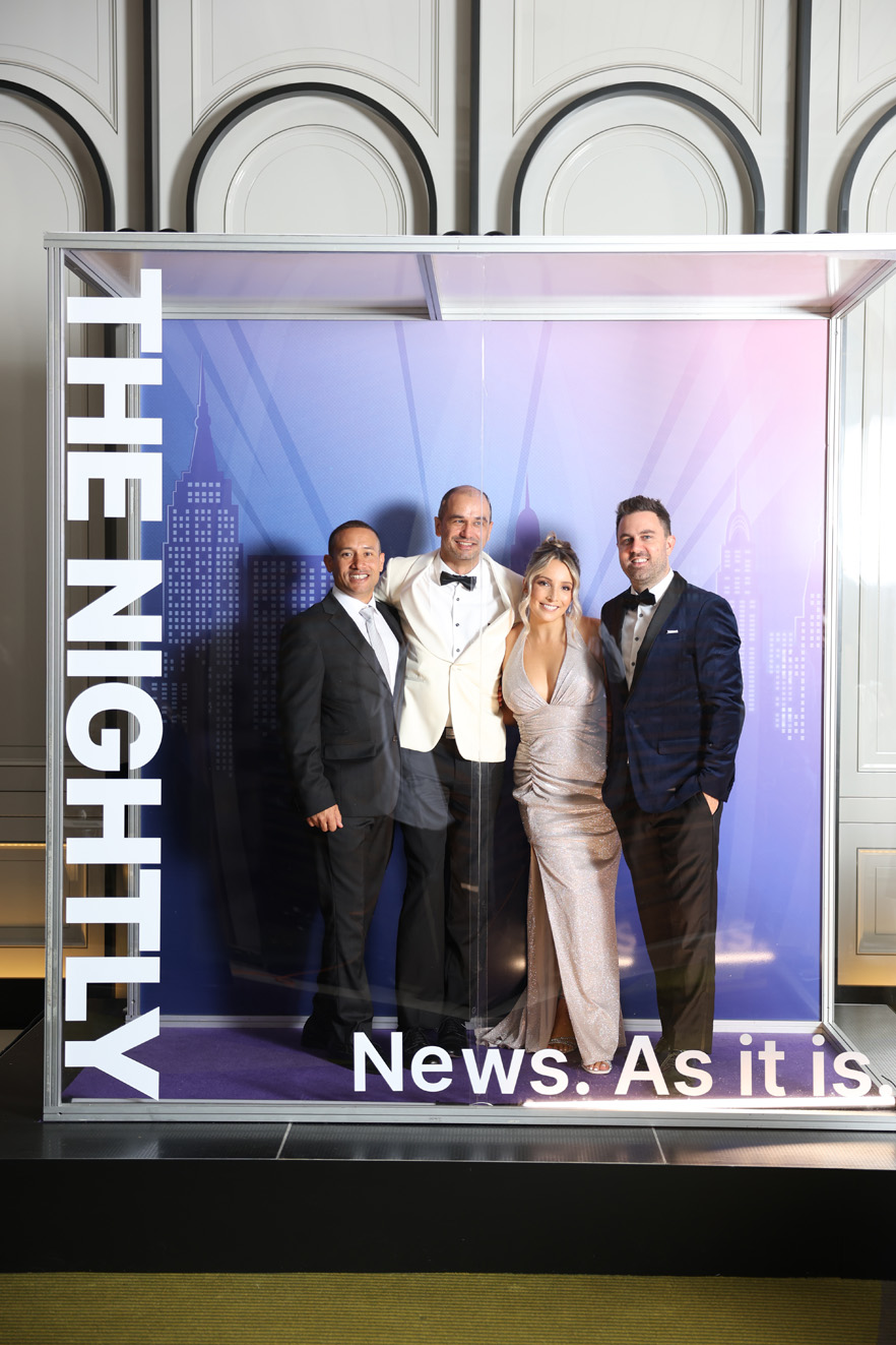 Good Times at the Oasis Ball: On Broadway – Step into The Nightly Photobox
