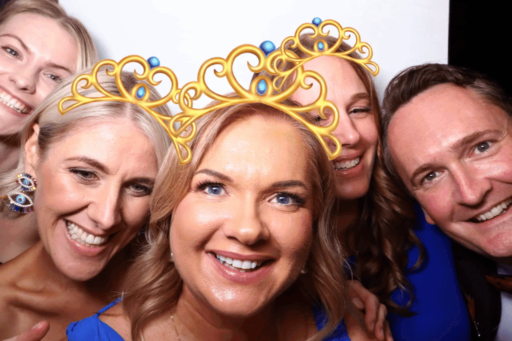 Oasis Ball serving 80s glam: see all the photos from photo activations